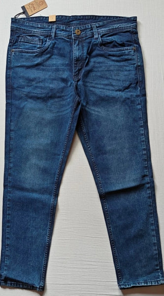 Mayawye Men's Cotton Blended Solid Tapered Jeans (Blue)