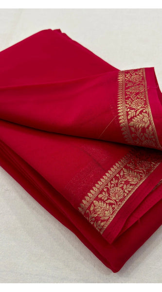 Mayawye Women's Crepe Chit Pallu Solid Saree With Unstitched Blouse 5.5Mtr (Red)