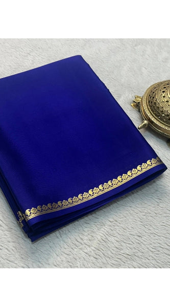 Mayawye Women's Crepe Chit Pallu Solid Saree With Unstitched Blouse 5.5Mtr (Navy Blue)