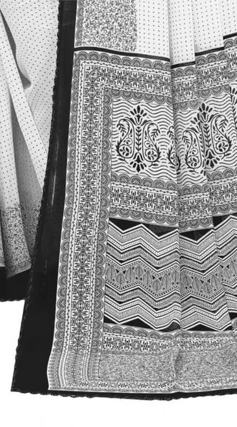 Mayawye Women's Georgette Printed Saree With Unstitched Blouse (Black)