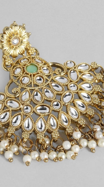 Mayawye Women's Rose Gold Plated Alloy Kundan Earrings & Mangtikka (White)
