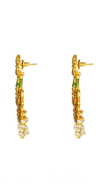 Mayawye Women's Rose Gold Plated Alloy Kundan Earrings & Mangtikka (Red & Green)