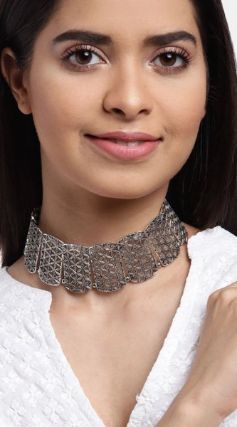 Mayawye Women's Rose Gold Plated Alloy Choker (Silver)