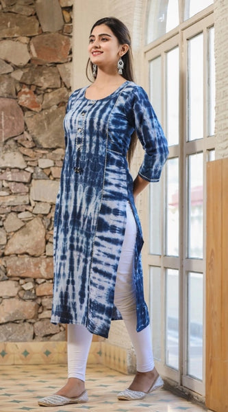 Mayawye Women's Cotton Dyed 3/4 Sleeve Round Neck Kurti (Blue)