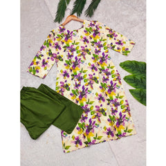 Mayawye Women's Rayon Printed Round Neck 3-4th Sleeve Kurti With Pant Set (Green)