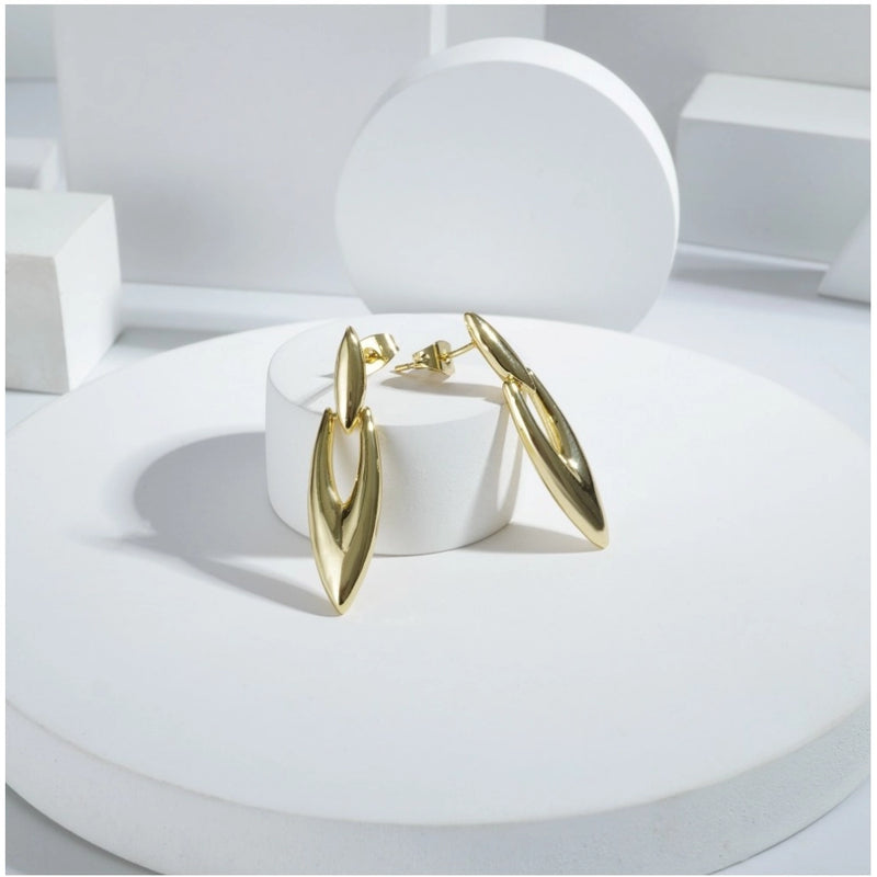 Mayawye Women's brassNew Gold Tone Polish Mini Office Earrings (Gold Plated)