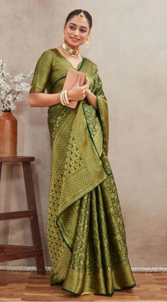 Mayawye Women's Silk Blend Floral Printed Saree With Unstitched Blouse 5.5Mtr (Green)