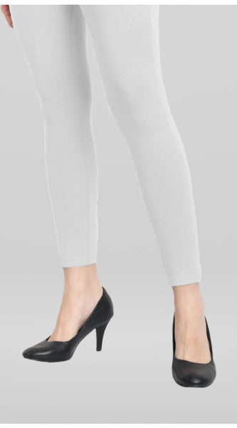Mayawye Women's Cotton Blended Solid Ankle legging (White)