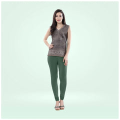 Mayawye Women's Cotton Blended Solid Churidar leggings (Bottle Green)