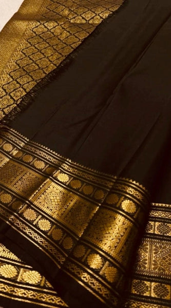 Mayawye Women's Silk Printed Saree With Unstitched Blouse 5.5Mtr (Black)