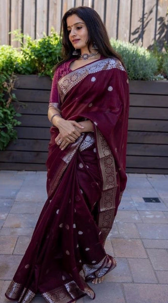 Mayawye Women's Cotton  Printed Saree With Unstitched Blouse 5.5Mtr (Maroon)