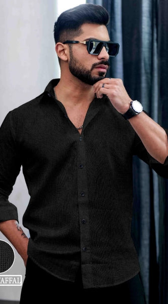 Mayawye Men's Casual PollyCotton Textured Full Sleeve Collar Shirt (Black)