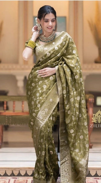 Mayawye Women's Silk Woven Kanjivaram Saree With Unstitched Blouse (5.5Mtr, Mehendi Green)