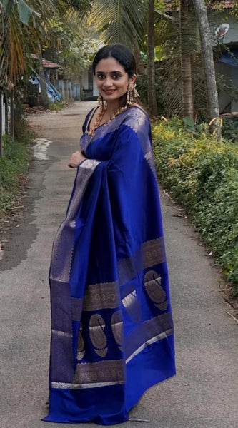 Mayawye Women's Silk Woven Kanjivaram Saree With Unstitched Blouse (5.5Mtr, Blue)