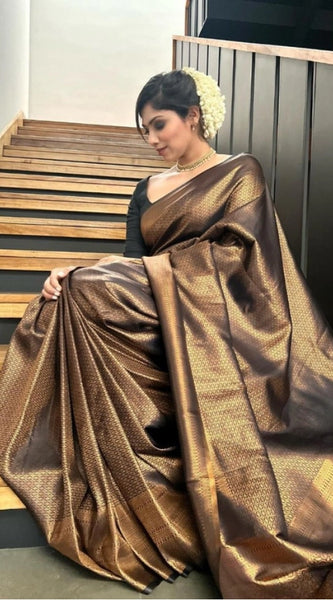 Mayawye Women's Litchi silk Printed Saree With Unstitched Blouse (Gold)