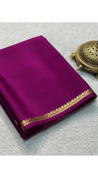Mayawye Women's Crepe Chit Pallu Solid Saree With Unstitched Blouse 5.5Mtr (Dark Purple)