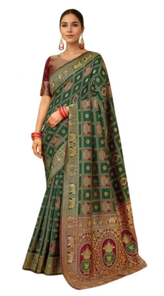 Mayawye Women's Silk Blend Woven Zari Work Saree With Unstitched Blouse 5.5Mtr (Green)