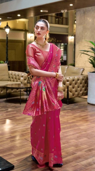Mayawye Women's Silk Blend Paithani Weaving Saree With Unstitched Blouse 5.5Mtr (Pink)