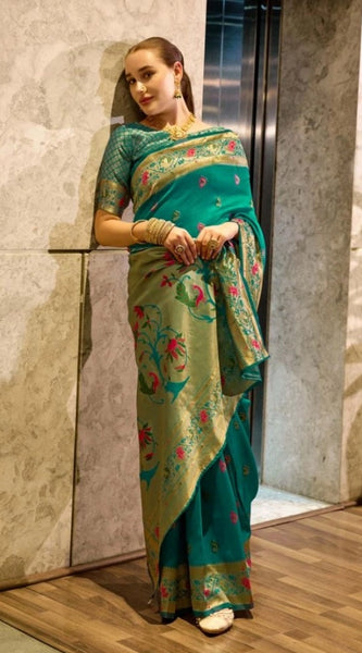 Mayawye Women's Silk Blend Zari Woven Saree With Unstitched Blouse 5.5Mtr (Green)