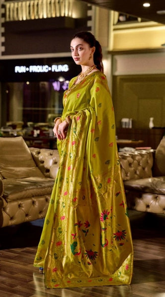 Mayawye Women's Silk Blend Zari Woven Saree With Unstitched Blouse 5.5Mtr (Lime Green)