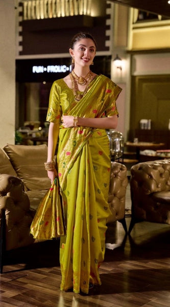Mayawye Women's Silk Blend Zari Woven Saree With Unstitched Blouse 5.5Mtr (Lime Green)