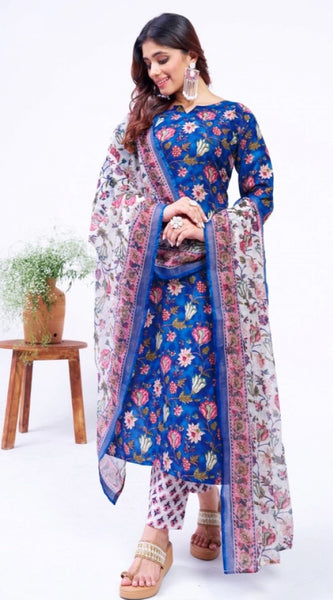 Mayawye Women's Cotton Blend Printed Kurti With Pant Dupatta Set (Blue)