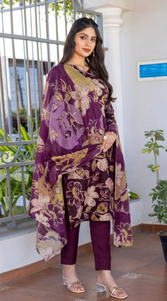 Mayawye Women's Cotton Blend Printed Kurti With Pant Dupatta Set (Purple)